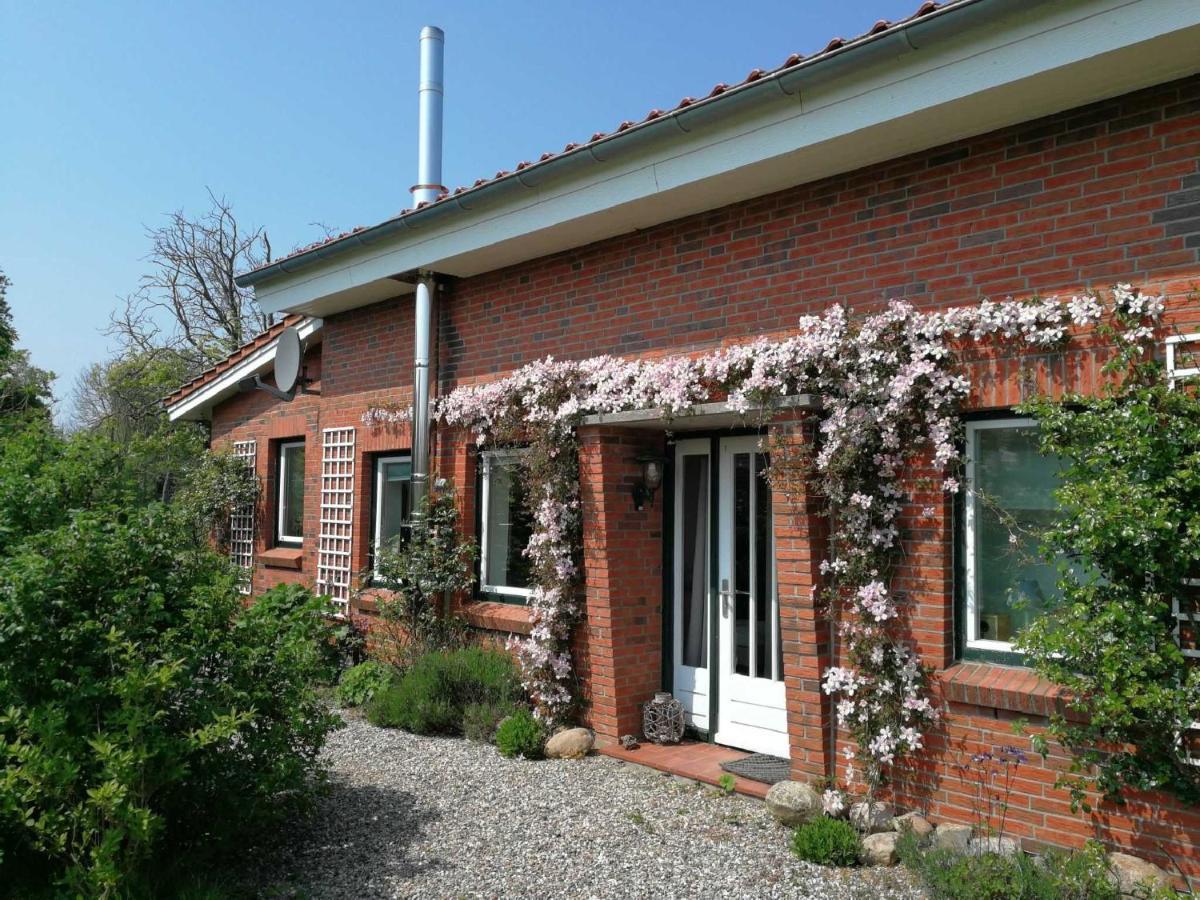 Ferienhaus EXTRAZEIT-URLAUB Hasselberg  Exterior foto